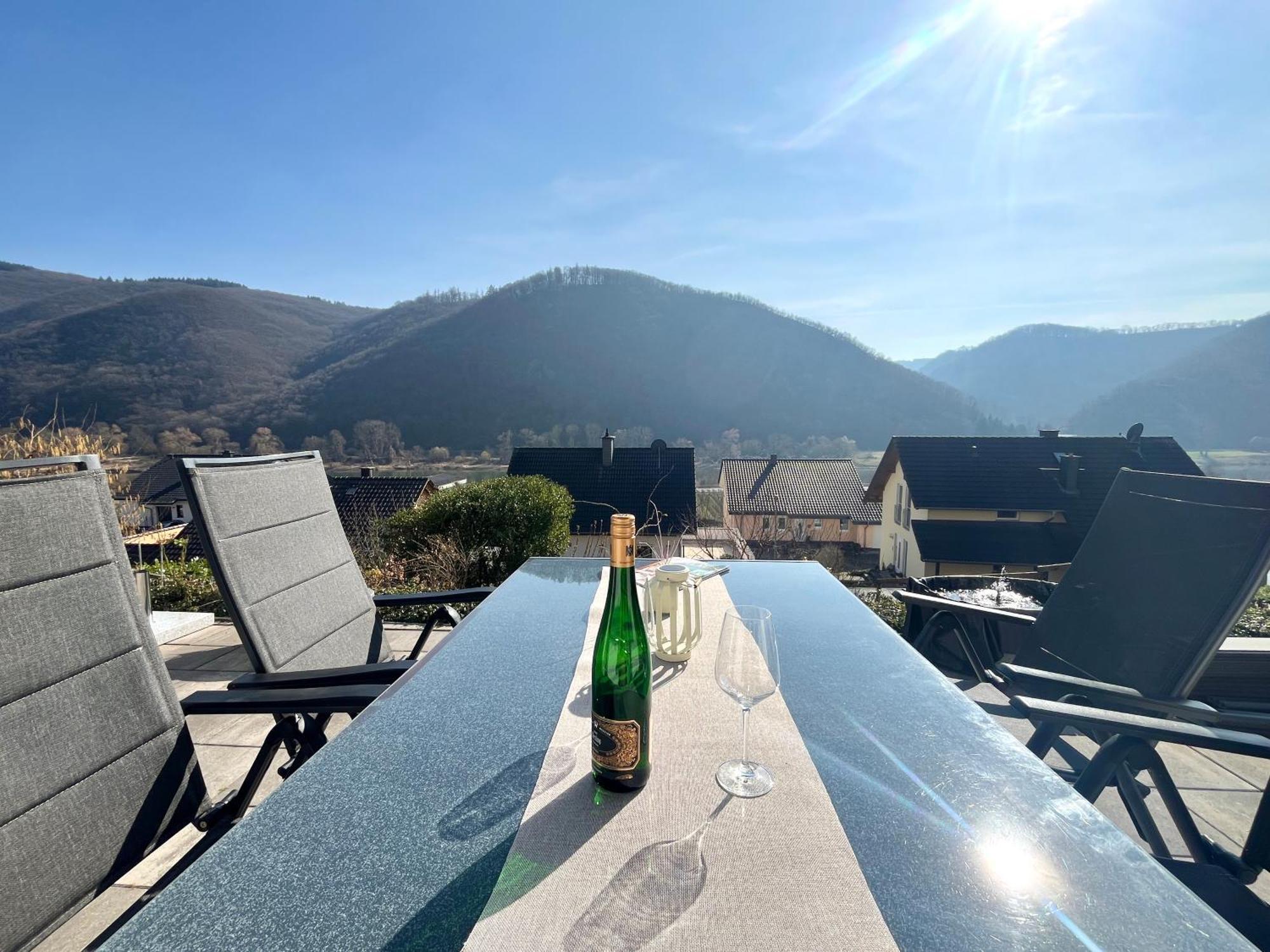 Ferienwohnung Sonnenterrasse, 1-4 Personen, 2 Schlafzimmer, Grosse Terrasse Мюден Экстерьер фото